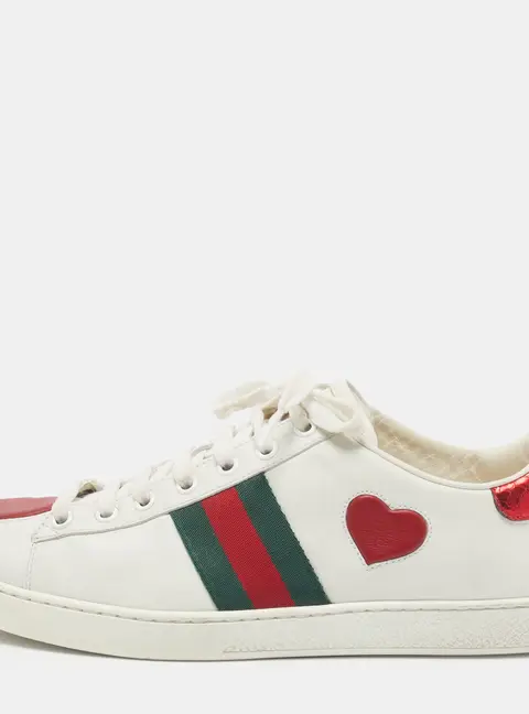 Gucci Ace Size 38.5 White/Red Leather and Python Embossed Wed Heart Detail Low Top Sneakers