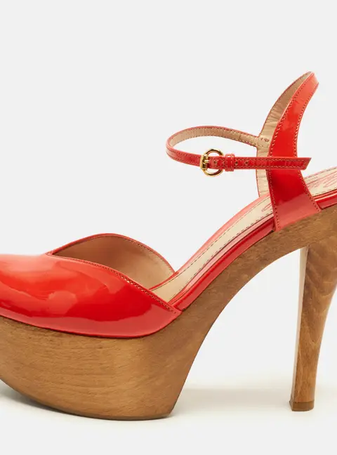Gucci Size 38 Red Patent Leather Platform Ankle Strap Pumps