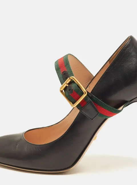 Gucci Sylvie Size 38 Black Leather Mary Jane Pumps