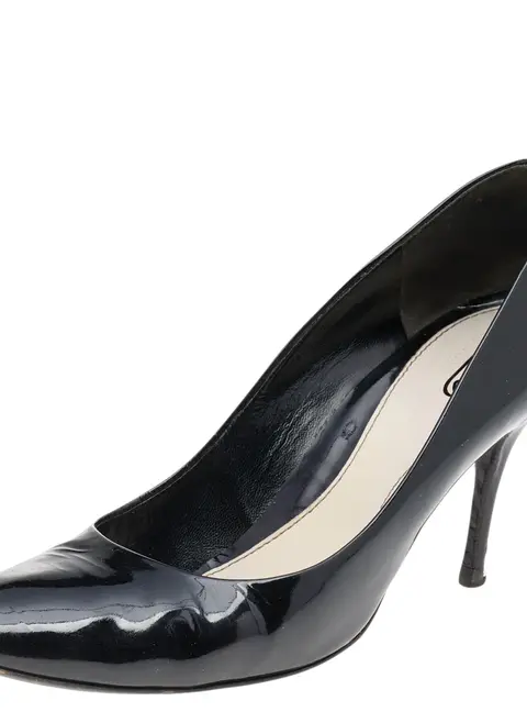 Gucci Black Patent Leather Pumps Size 40
