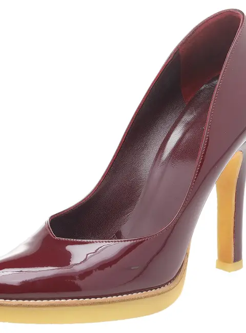 Gucci Burgundy Patent Leather Round Toe Pumps Size 37.5