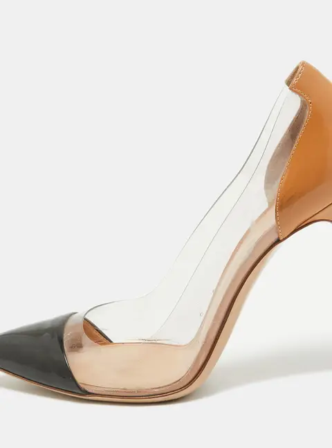 Gianvito Rossi Nude/Black Patent Leather And PVC Plexi Pointed Toe Pumps Size 38