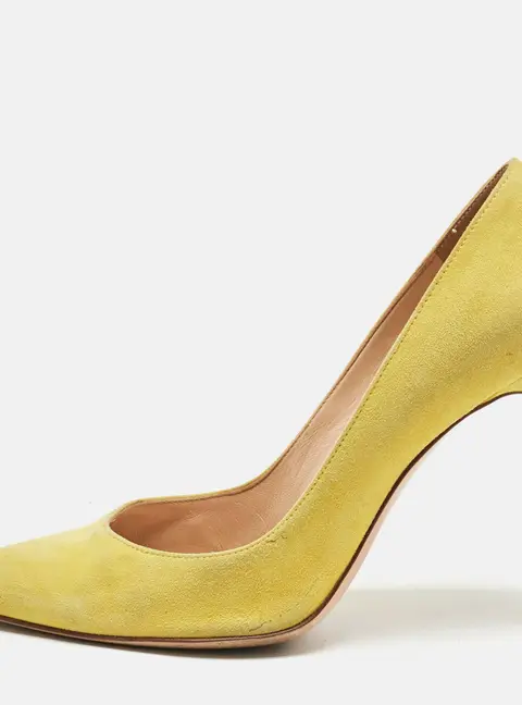 Gianvito Rossi Yellow Suede Pointed Toe Pumps Size 39