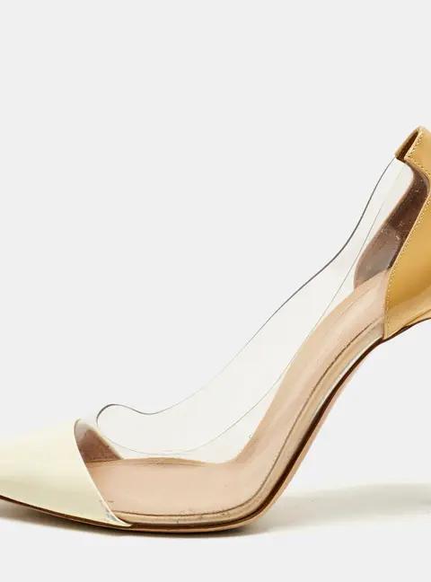 Gianvito Rossi Cream/Beige Patent Leather and PVC Plexi Pumps Size 40