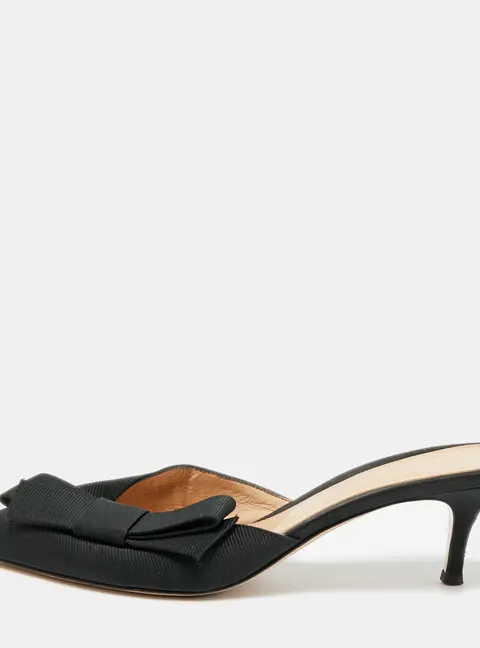 Gianvito Rossi Kyoto Bow Size 38.5 Black Canvas Mules