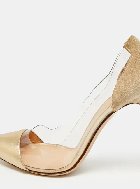 Gianvito Rossi Plexi Size 38 Gold/Transparent  Leather and PVC Pumps