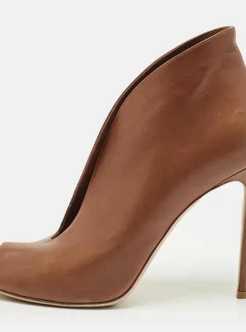 Gianvito Rossi Vamp Size 41 Brown Leather Booties