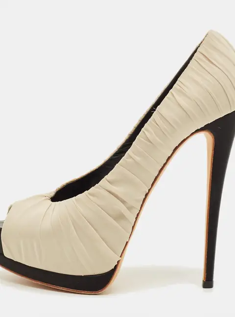 Gianvito Rossi Size 38.5 Beige Ruched Fabric Peep Toe Platform Pumps
