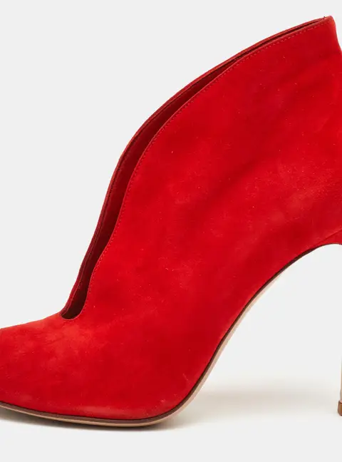 Gianvito Rossi Vamp Size 37 Bright Red Suede Peep Toe Ankle Booties