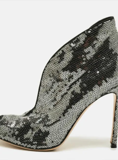Gianvito Rossi Vamp Size 38.5 Silver/Black  Sequins Booties