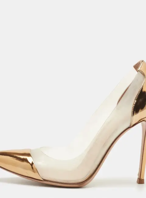 Gianvito Rossi Plexi Size 38.5 Gold/Beige Leather and PVC Pointed Toe Pumps