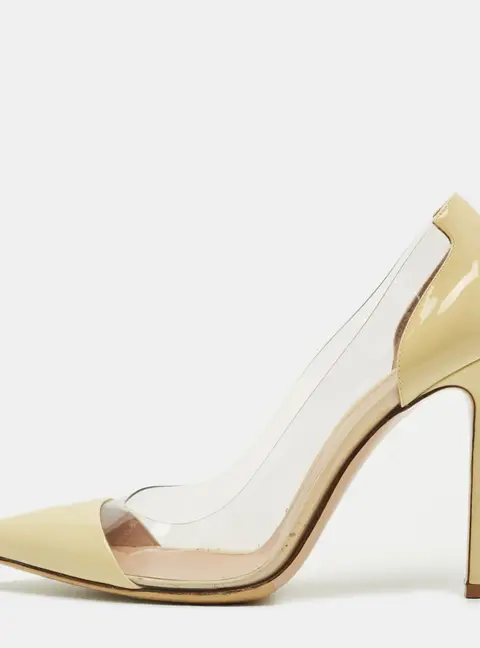 Gianvito Rossi Plexi Size 38 Transparent/Yellow Patent Leather and PVC Pumps