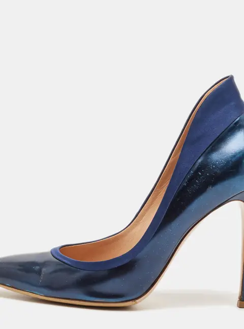 Gianvito Rossi Size 40 Navy Blue Fabric and Leather Pointed Toe Pumps