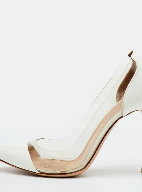 Gianvito Rossi Plexi Size 40 White/Transparent Patent Leather and PVC Pumps