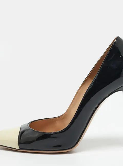 Gianvito Rossi Size 37 Black/Cream Patent Leather Pointed Toe Pumps
