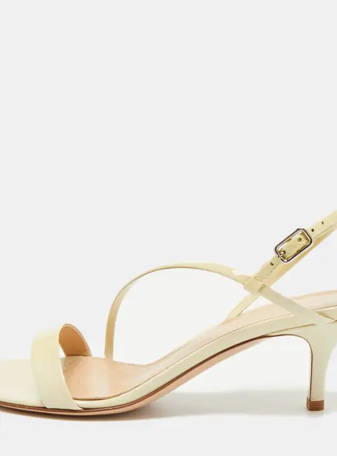 Gianvito Rossi Lindsay Size 36 Beige Patent Leather Slingback Sandals
