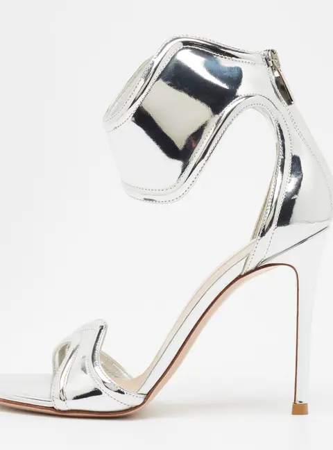 Gianvito Rossi Lucrezia Size 37 Silver Leather Ankle Strap Sandals