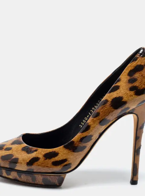 Gina Brown Leopard Print Patent Leather Round Toe Pumps Size 38