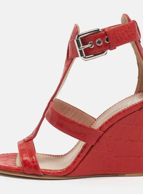 Giuseppe Zanotti Size 36 Red Croc Embossed Leather Ankle Strap Wedge Sandals