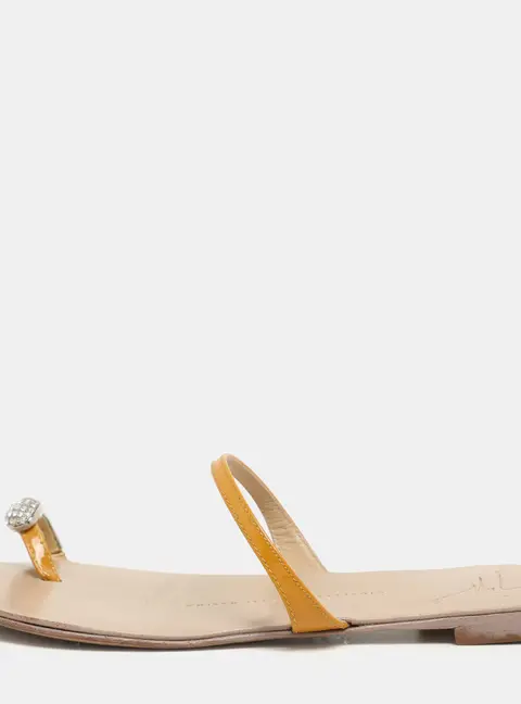 Giuseppe Zanotti Yellow Patent Leather Crystal Embellished Toe Ring Flat Sandals Size 36