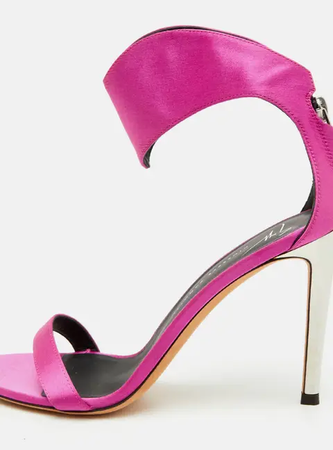 Giuseppe Zanotti Uma Size 37.5 Pink Satin Ankle Strap Sandals