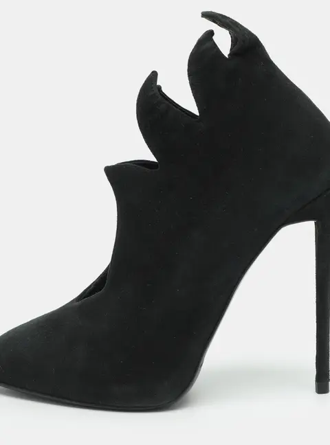 Giuseppe Zanotti Size 38 Black Suede Booties