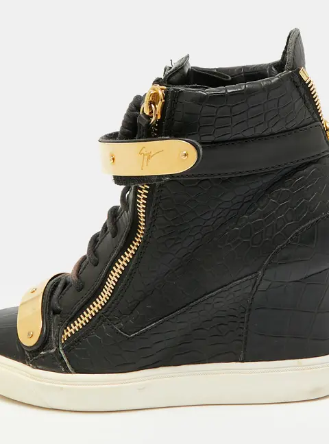 Giuseppe Zanotti Coby Size 39.5 Black Croc Embossed Leather High Top Sneakers