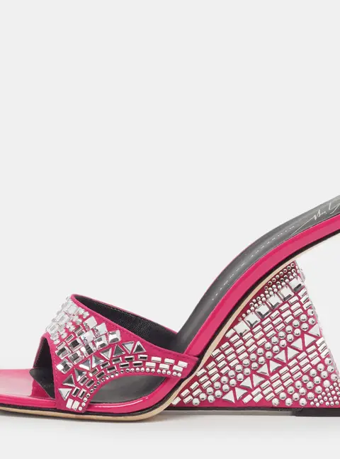 Giuseppe Zanotti Tutankamon Crystal Embellished Size 38.5 Pink Suede Slide Sandals