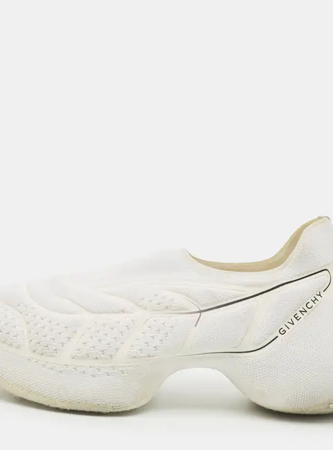 Givenchy TK-360 Size 37 White Knit Fabric Low Top Sneakers