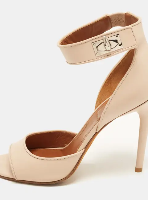 Givenchy Shark Lock Size 40 Beige Leather Ankle Strap Sandals