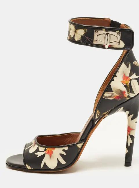 Givenchy Shark Lock Size 35.5 Black Leather Ankle Strap Sandals