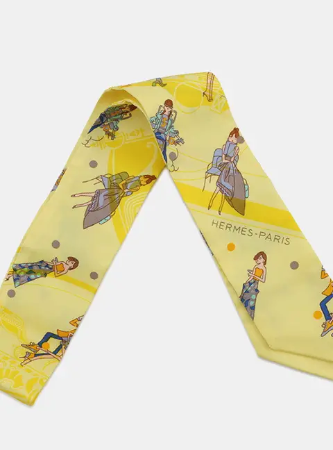 Hermes Twilly Ex-Libris Les Parisiennes Jaune Soufre/Grease Silk100%