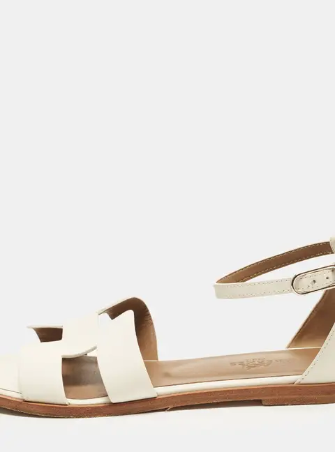 Hermes Santorini Size 37 White Leather Flat Sandals
