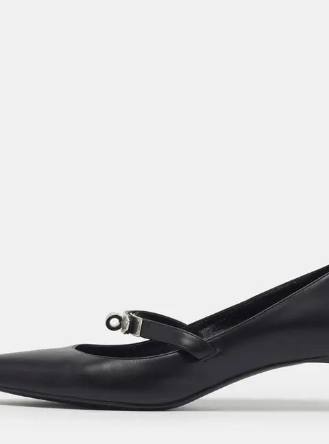 Hermes Kiara Size 39 Black Leather Pumps