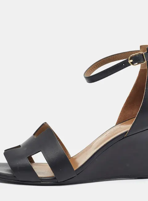 Hermes Legend Size 39.5 Black Leather Wedge Sandals