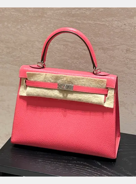 Hermes Kelly 25 Rose Azalee Chevre Leather Top Handle Bag