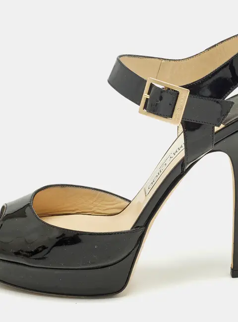 Jimmy Choo Linda Size 41 Black Patent Leather Ankle Strap Sandals