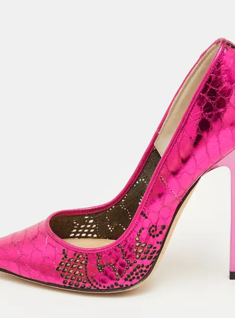 Jimmy Choo Size 34.5 Pink Snakeskin Embossed Patent Leather Pointed Toe Pumps