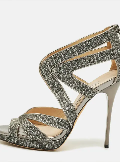 Jimmy Choo Collar Size 37 Metallic Silver Glitter and Leather Platform Sandals
