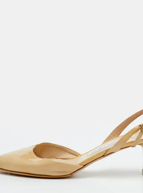 Jimmy Choo Size 39 Cream Patent Leather Pointed Slingback Pumps