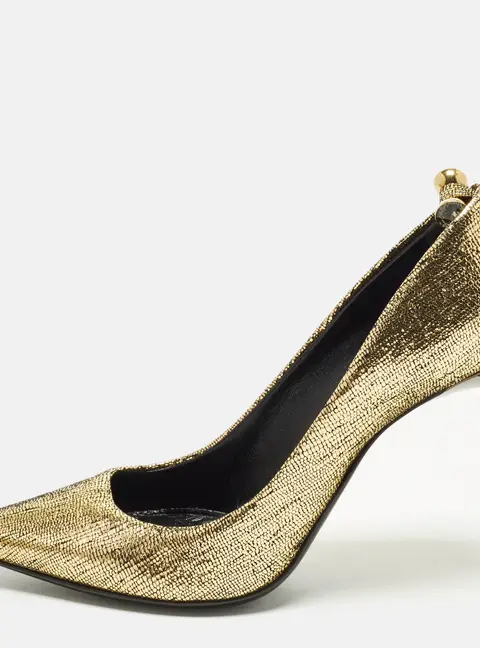 Lanvin Size 36 Gold Textre Leather Pointed Toe Pumps