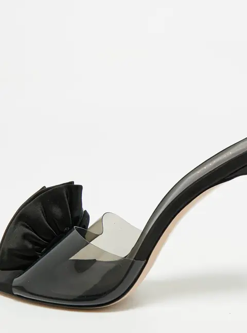 Le Silla Rose Applique Size 40 Black PVC and Satin Slide Sandals