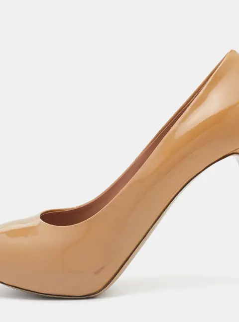 Le Silla Beige Patent Leather Gabry Peep Toe Pumps Size 38.5