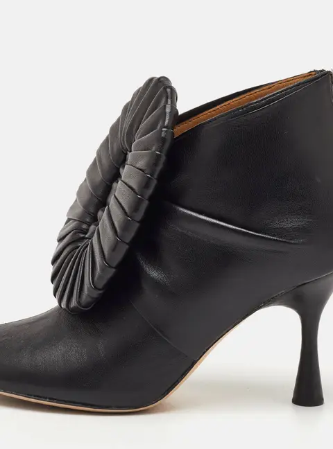 Loewe Toy Size 36 Black Leather Ankle Length Boots