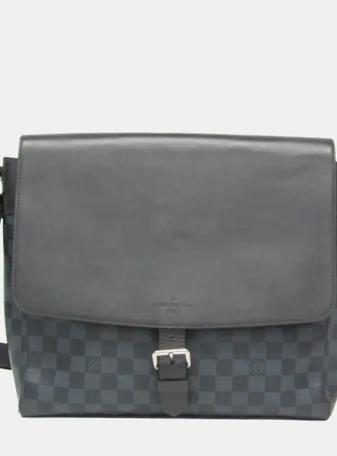 Louis Vuitton Damier Cobalt Newport MM Black Navy Canvas Messenger Bag
