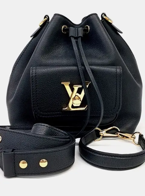 Louis Vuitton Black Leather Lockme Bucket