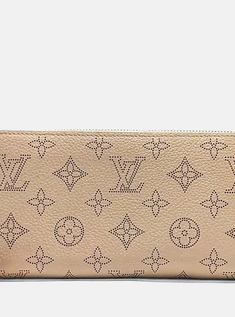 Louis Vuitton Pink Leather Mahina Zippy Wallet