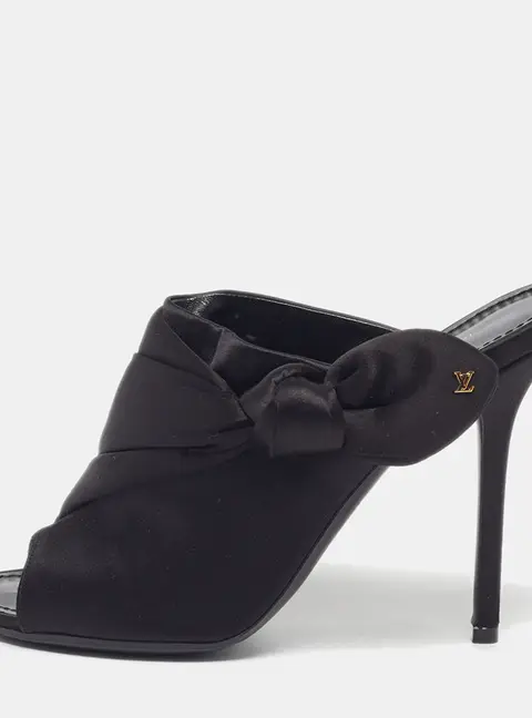 Louis Vuitton Size 38.5 Black Satin Mules