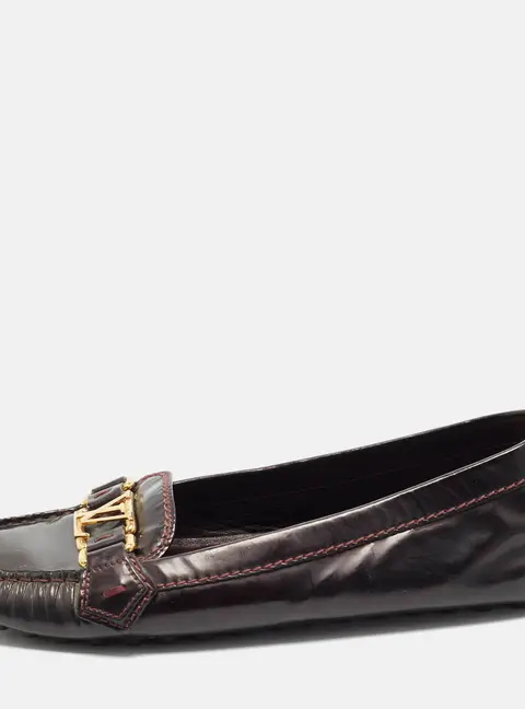 Louis Vuitton Oxford Size 37.5 Burgundy Patent Leather Loafers