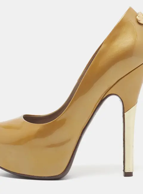 Louis Vuitton Oh Really! Size 37 Gold Patent Leather Platform Pumps